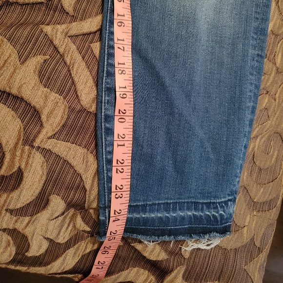 💖Host Pick💖Torrid Crop Jeans - Picture 9 of 9